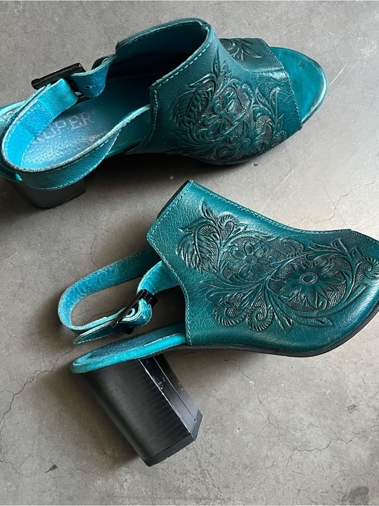 Roper Shoes - Roper Teal Embossed Leather Slingback Heels